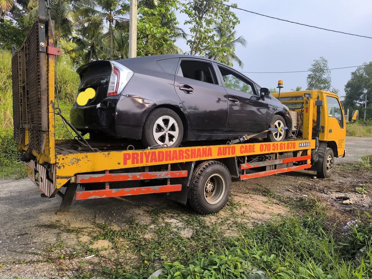 Priyadharshna Auto Care Recovery Service